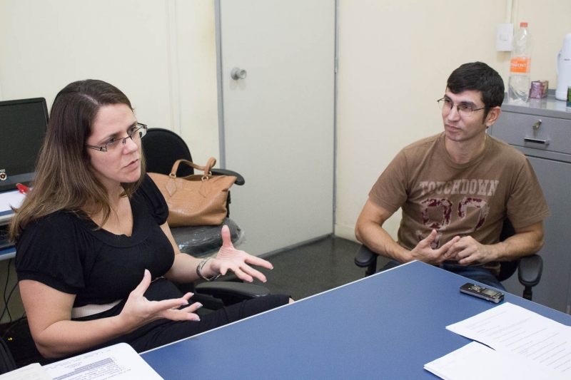 Professores Gabrielle Rocha e Sérgio Barroso - Foto: Letícia Felippe