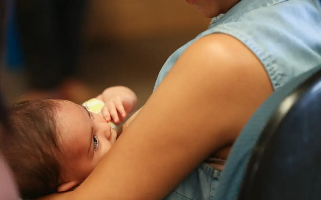 Maternidade e mídias sociais: Pesquisa avalia relatos sobre a vida de mulheres com ou sem filhos no mundo digital