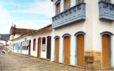 Pesquisa da UFF aponta os impactos do turismo e mapeia pousadas do Centro Histórico de Paraty