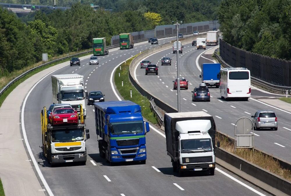 Pesquisa aponta ações para melhorar o transporte rodoviário no Brasil